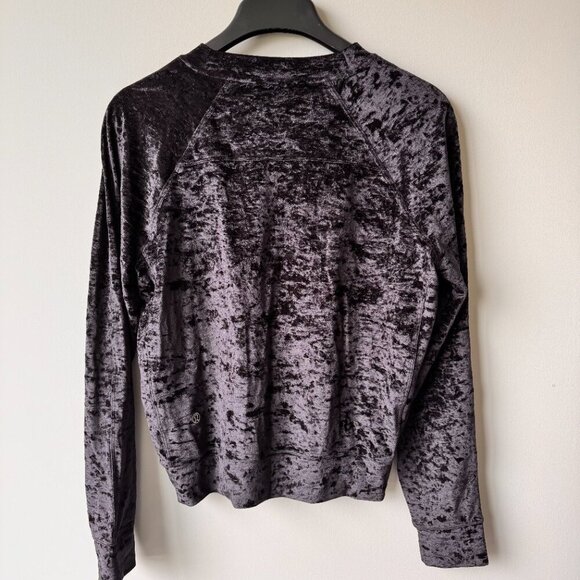 NWOT Rare Lululemon Warm Down Crew Crushed Velvet Long Sleeve Top Black - Picture 4 of 8